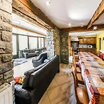 Semesterbostad Modern Cottage in Rochefort with Private Garden