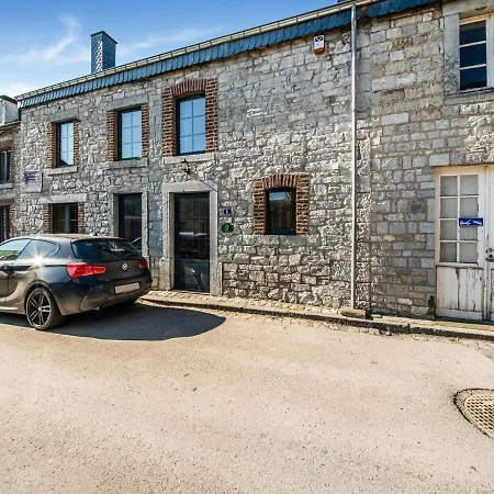 Stone With Sauna Jacuzzi A 5 Min Drive From The Cave Of Lorette In Rochefort Vakantiehuis
