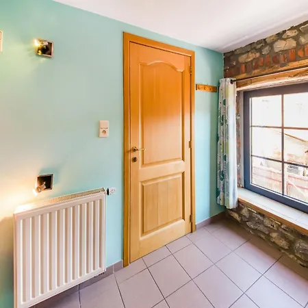 Han-Sur-Lesse Cottage هان سور ليسه