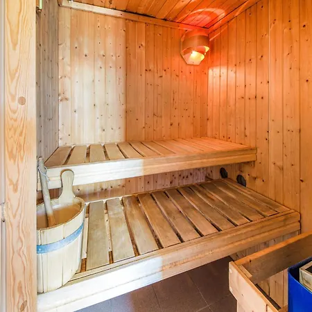 Modern Cottage in Rochefort with Private Garden Ferienhaus Han-sur-Lesse