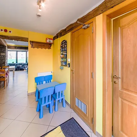 Han-Sur-Lesse Cottage بيت للعطل هان سور ليسه